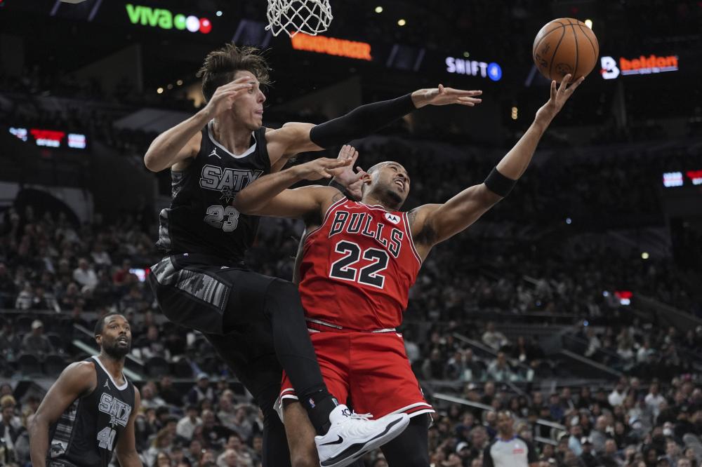 尔的缺席 尔的缺席