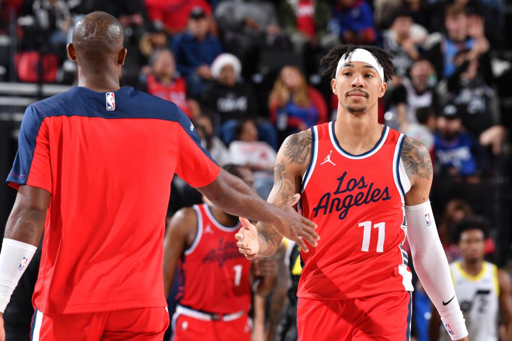 着无数足球 着无数足球