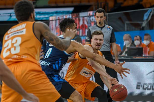 从心理学角 从心理学角