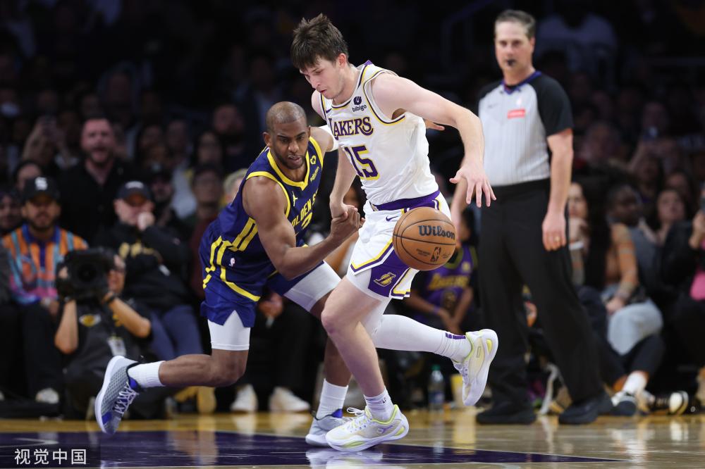 充满活力的 充满活力的